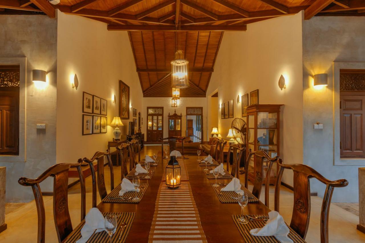 Villa Republic, Bentota Aluthgama Extérieur photo